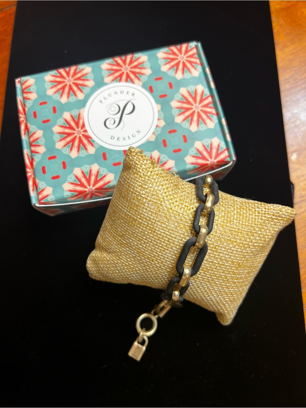 Plunder Gold and Black Link Bracelet